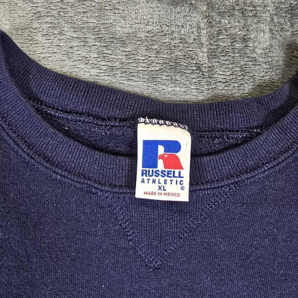 Vintage Russell Athletic Men's Navy Pullover Sweater Size XL - Picture 3 of 5